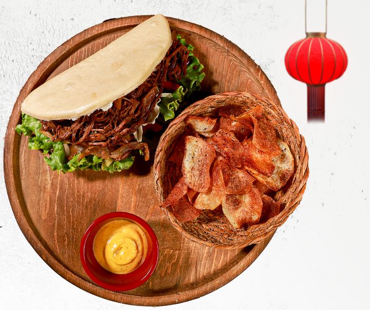 BAO BUN BEEF