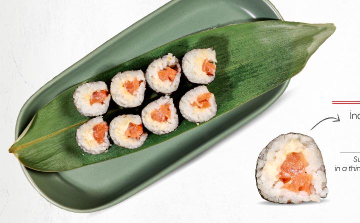SALMON MAKI ROLL
