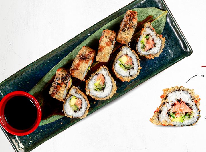 SALMON TEMPURA ROLL